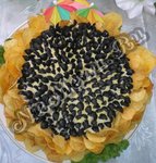 Салат слоями «Подсолнух»