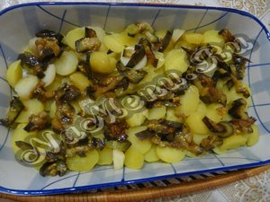 Выкладываем баклажаны