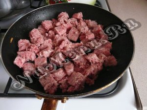 Обжариваем фарш