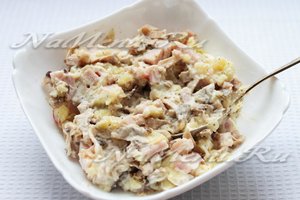 Насыпать майонез