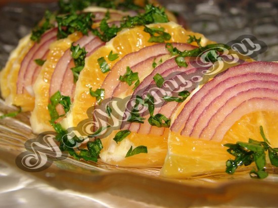Салат из апельсинов и лука