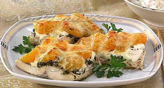 Рыба с мандаринами и сыром