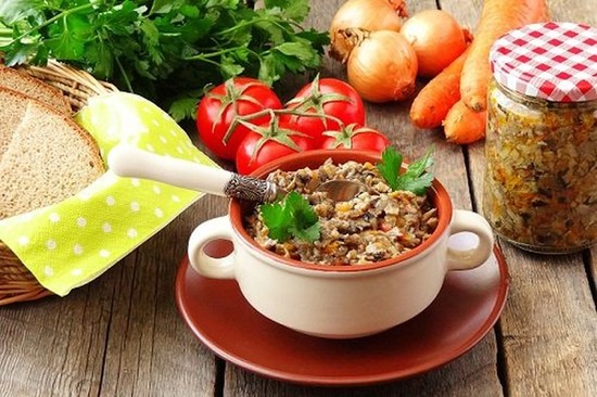 Грибная икра из вареных грибов: самый вкусный рецепт на зиму с фото 