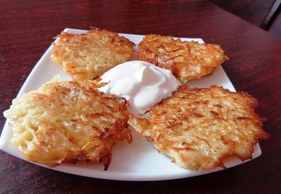 Драники из картошки - рецепт с фото пошагово на сковороде (самые вкусные)