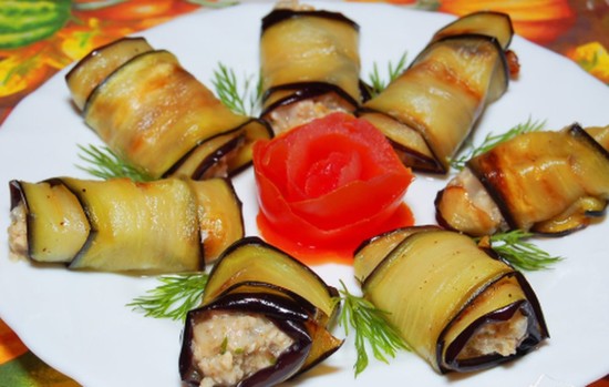 Рулетики из кабачков с разными начинками: рецепты с фото пошагово