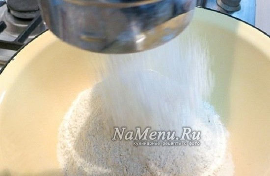 Беляши с мясом: очень вкусный домашний рецепт на сковороде
