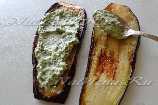 Рулетики из баклажанов на праздничный стол: рецепты с фото (самые вкусные)