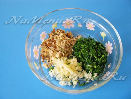 Рулетики из баклажанов на праздничный стол: рецепты с фото (самые вкусные)