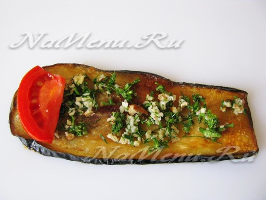 Рулетики из баклажанов на праздничный стол: рецепты с фото (самые вкусные)