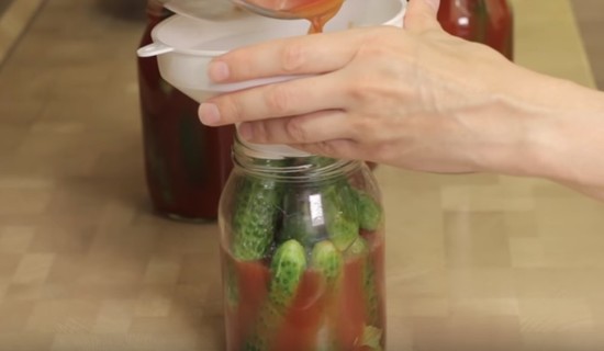 Консервирование огурцов на зиму очень вкусные в литровых банках: рецепты с фото