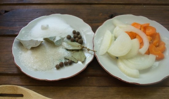 Маринованные шампиньоны в домашних условиях на зиму: быстро и вкусно, рецепт с фото пошагово (видео)