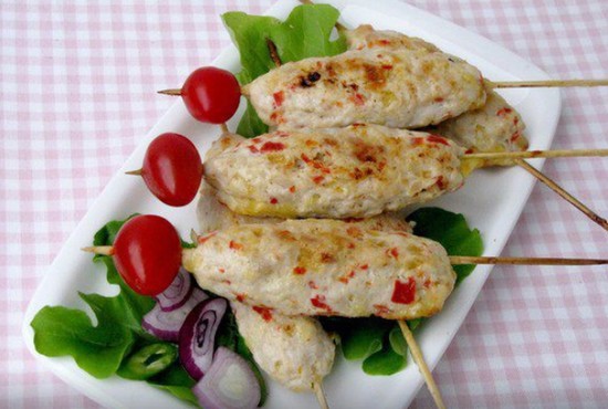 Люля-кебаб: рецепт в духовке в домашних условиях на шпажках из курицы (фото пошагово)