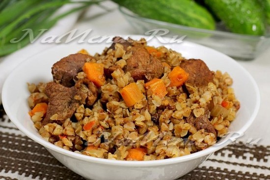 гуляш с гречкой