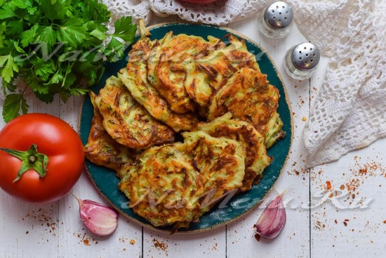Кабачковые оладьи на кефире