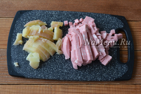 нарезаем картофель