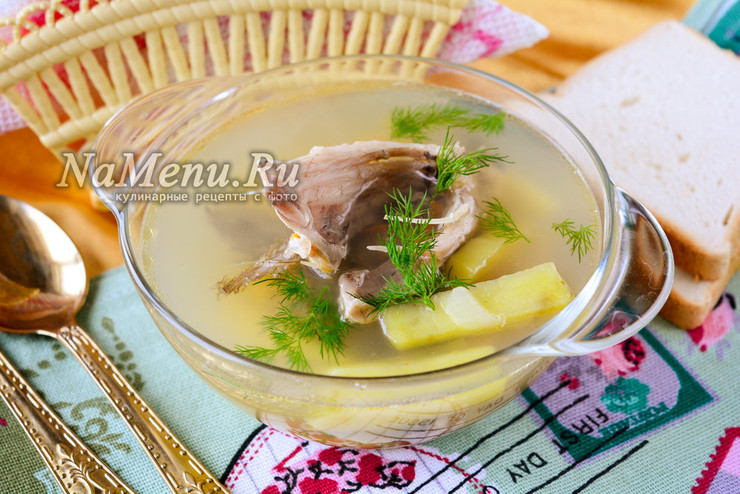 Уха из карася
