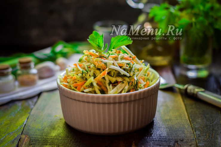 Быстрые маринованные кабачки по-корейски с морковью