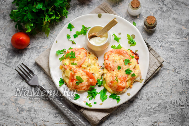 Куриная отбивная с грибами и сыром в духовке