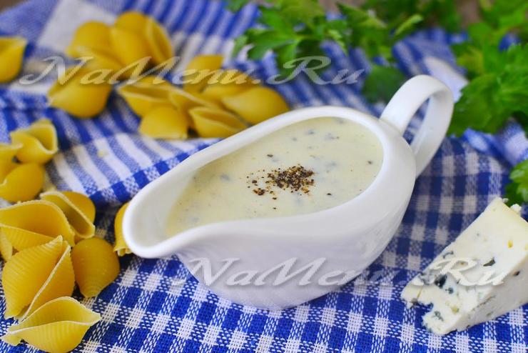 Соус из сыра с плесенью