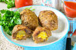 Зразы мясные с яйцом и сыром в духовке