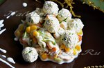 Новогодний салат "Снежки" с куриной грудкой