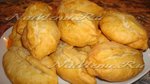 Жареные пирожки с картофелем и брынзой