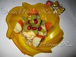 Салат с курицей и кукурузой "Огоньки на елке"