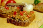 Икра из баклажанов, свежих помидоров и лука