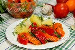 Маринованные помидоры с чесноком и медом