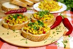 Акури – яичница-болтунья с помидорами