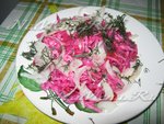 Быстрая маринованная капуста со свеклой