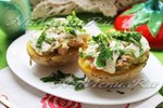 Запеченный картофель с грибами в мультиварке