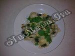 Запеченные пельмени под соусом