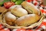 Булочки из дрожжевого теста со шпинатом
