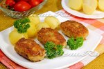 Мясные зразы с брокколи и яйцом