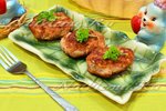 Котлеты из телятины в мультиварке
