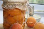 Консервированные абрикосы