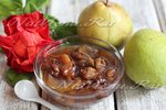 Грушевое варенье с орехами в мультиварке