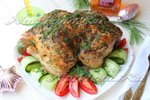 Курица, запеченная с лимоном и пряными травами