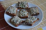 Гренки с селедочным паштетом
