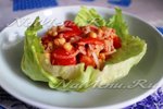 Салат с тунцом, фасолью и помидорами