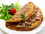 Омлет на молоке с сытной начинкой