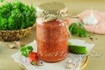 Аджика из помидоров и чеснока без варки на зиму