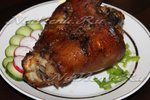 Запеченная свиная рулька