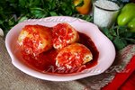 Перец, фаршированный овощами на зиму по-болгарски