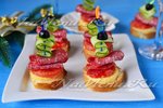 Канапе с колбасой «Праздничные»