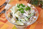 Салат с вареным языком и грибами