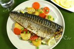 Скумбрия с лимоном в духовке