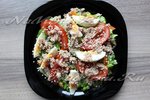Овощной салат с тунцом и  яйцами