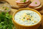 Классическая окрошка с колбасой, горчицей и зеленью